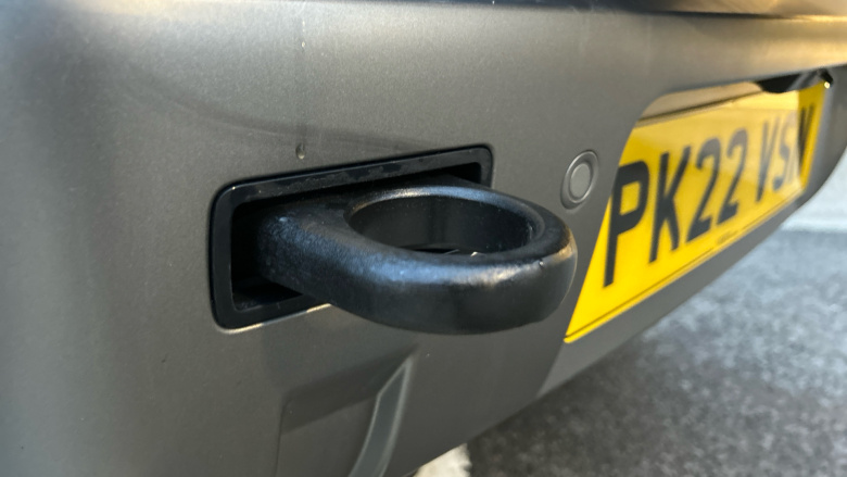 Land Rover Defender 3.0 D250 X-Dynamic SE 90 3dr Auto Diesel Estate